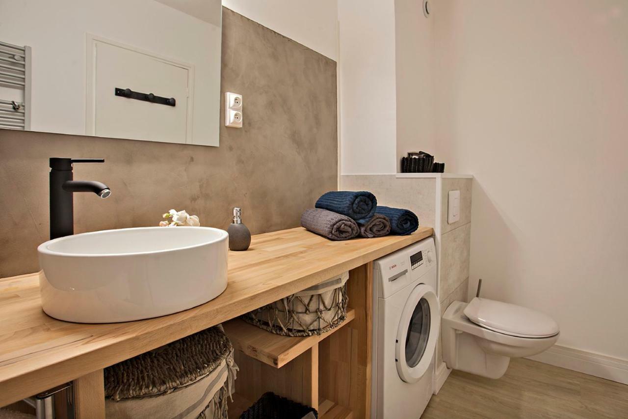 Offre Special Bastia Proche Centre Parking Екстер'єр фото